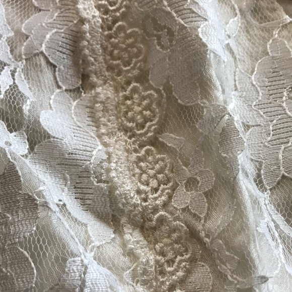 80's Vintage BLOUSE Beautiful White Light Cream Lace Women's Bridal Wedding Top - Picture 3 of 14
